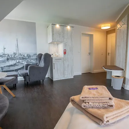 Guest house & Hilligenley - Auf Der Hallig 3*